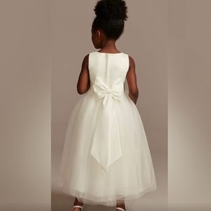 David’s bridal size 7 flower girl dress